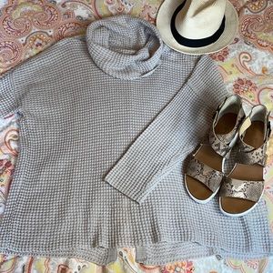 BB DAKOTA • Sweater